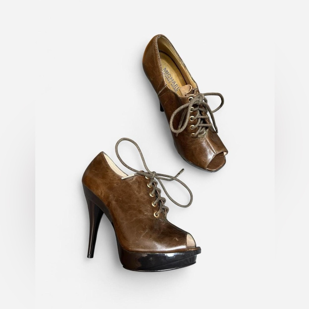 Brown Michael Kors Peep-Toe Lace-Up Oxford Heels, 6.5